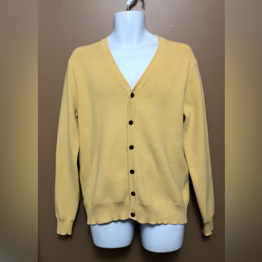 Simons Men’s Yellow Cardigan